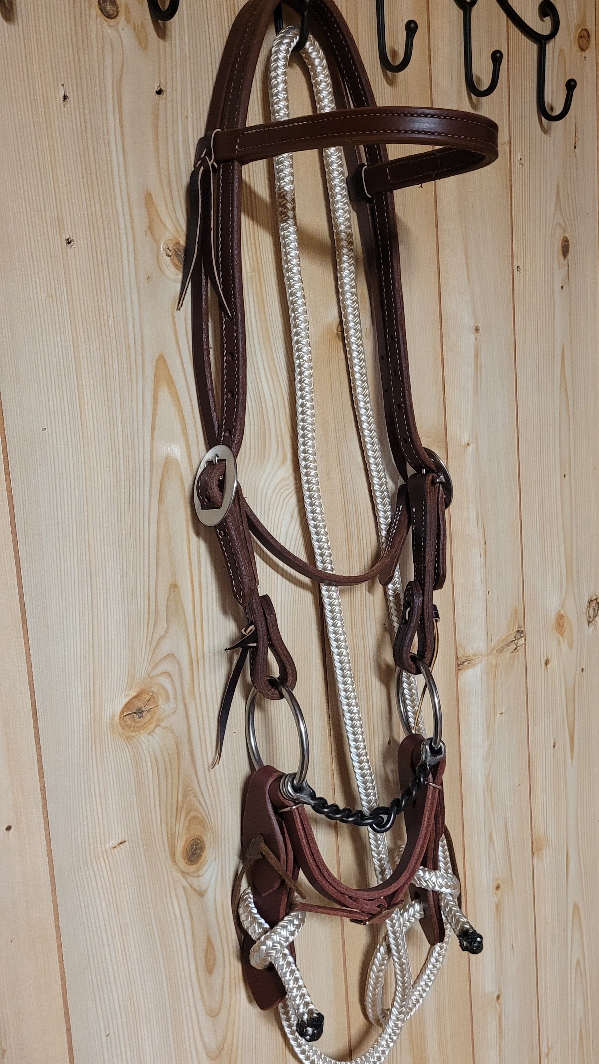 Leather Browband Headstall - Twisted Wire O-Ring Snaffle Bit - 8' Yacht Rope Loop Rein Set