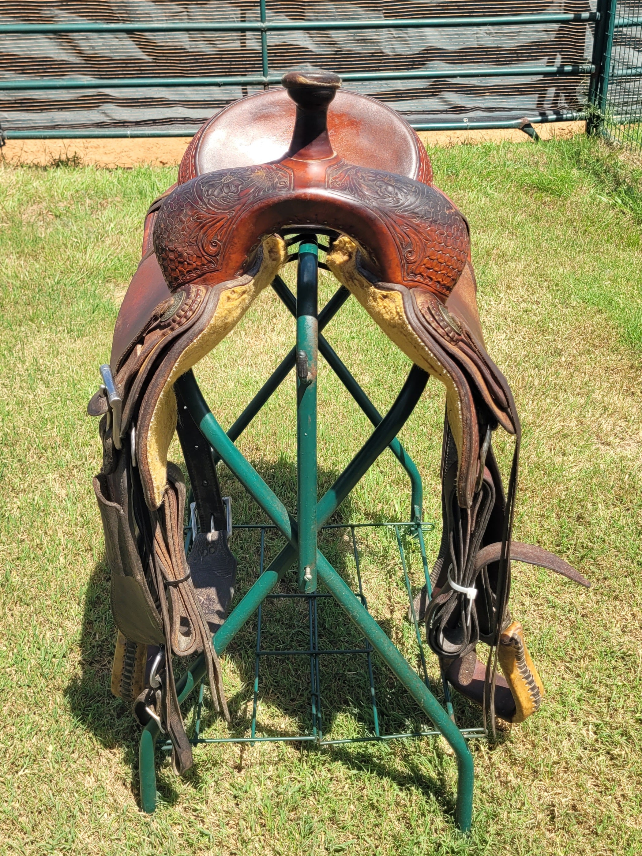 16.5" Henderson Custom Saddlery Ranch Cutting Saddle