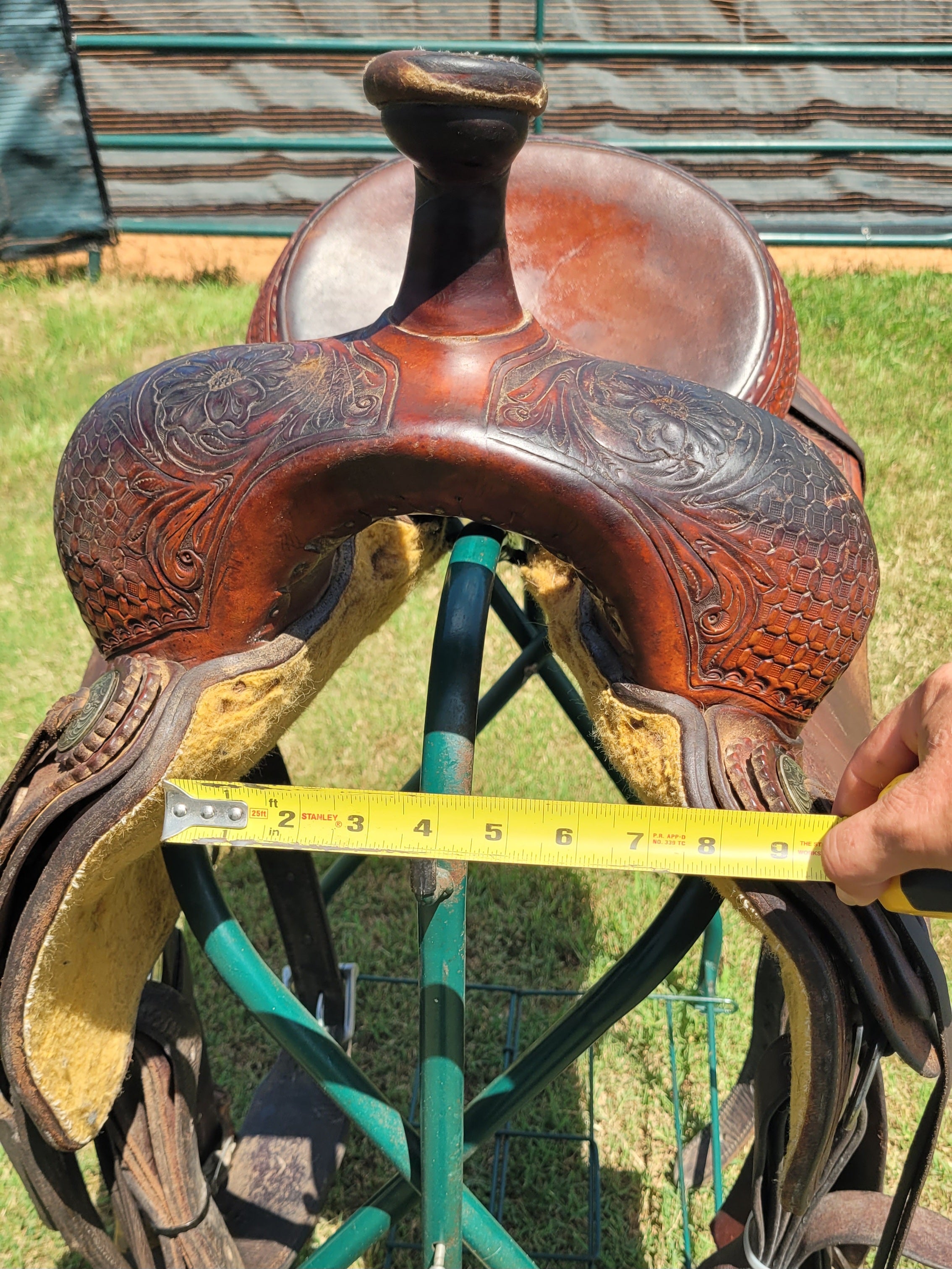 16.5" Henderson Custom Saddlery Ranch Cutting Saddle