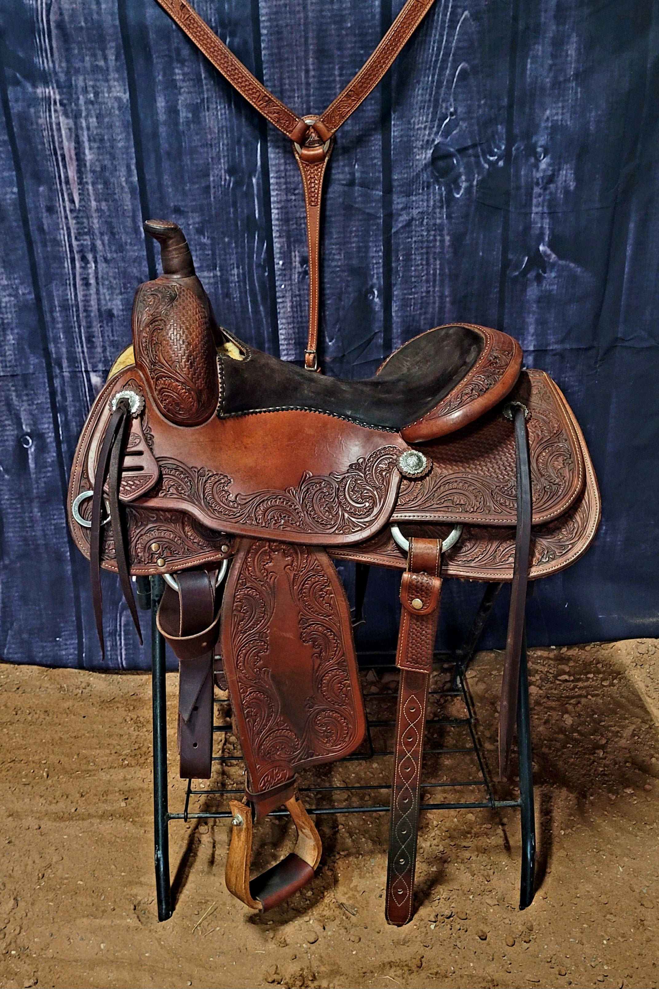 16" Bob's Custom Cowhorse Saddle